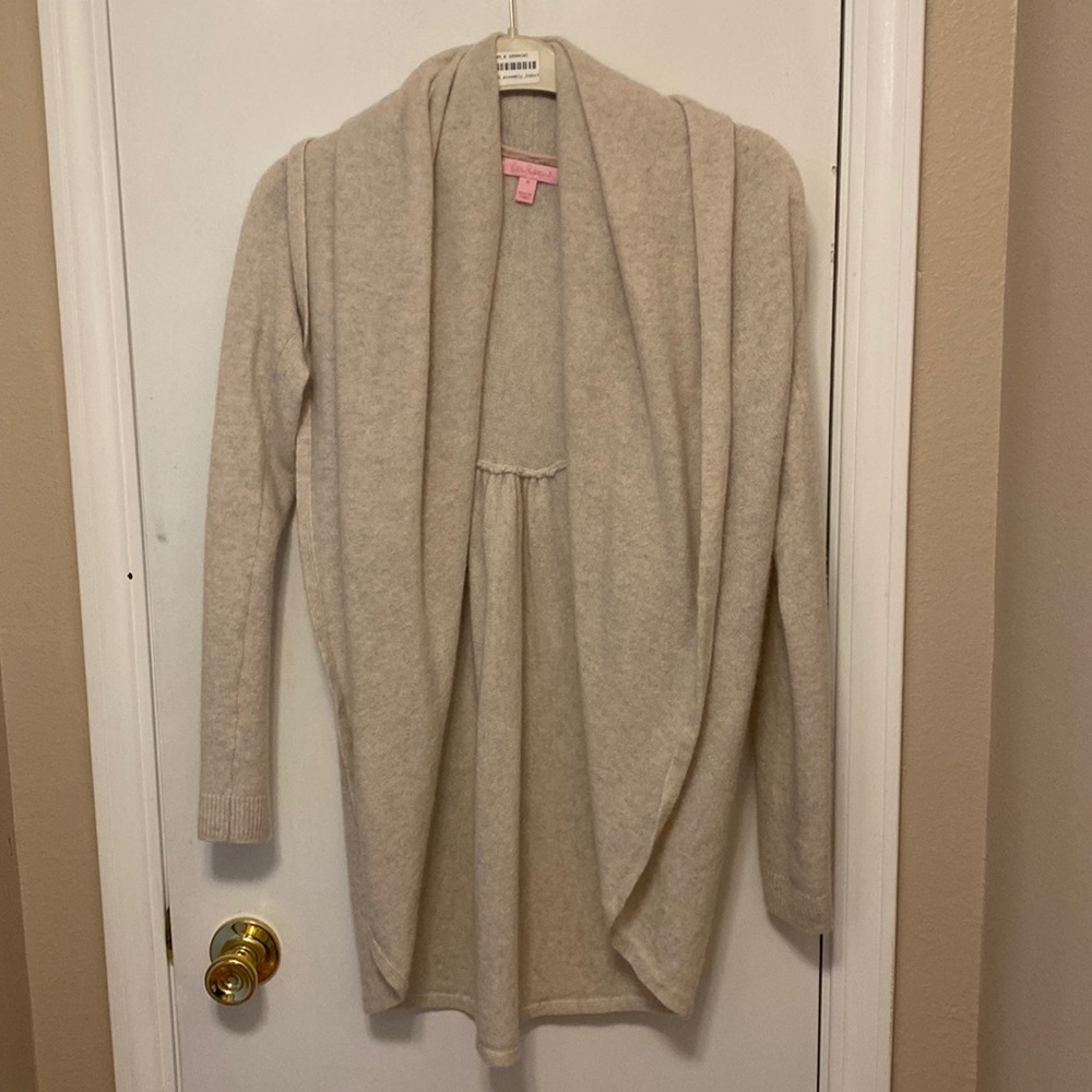 Lilly Pulitzer cashmere shawl sweater size M